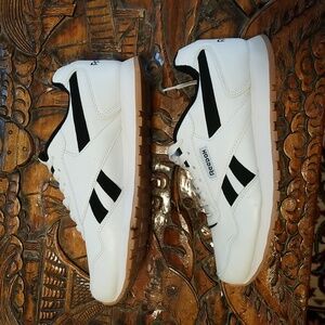 Reebok Women's White and Black Sneakers